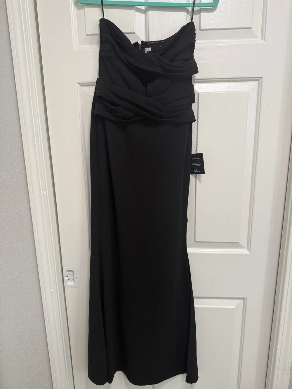 NWT Lulus black formal strapless maxi gown Size S